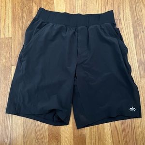 Alo Yoga Repetition Shorts Black